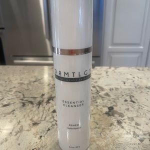 DRMTLGY Essential Cleanser